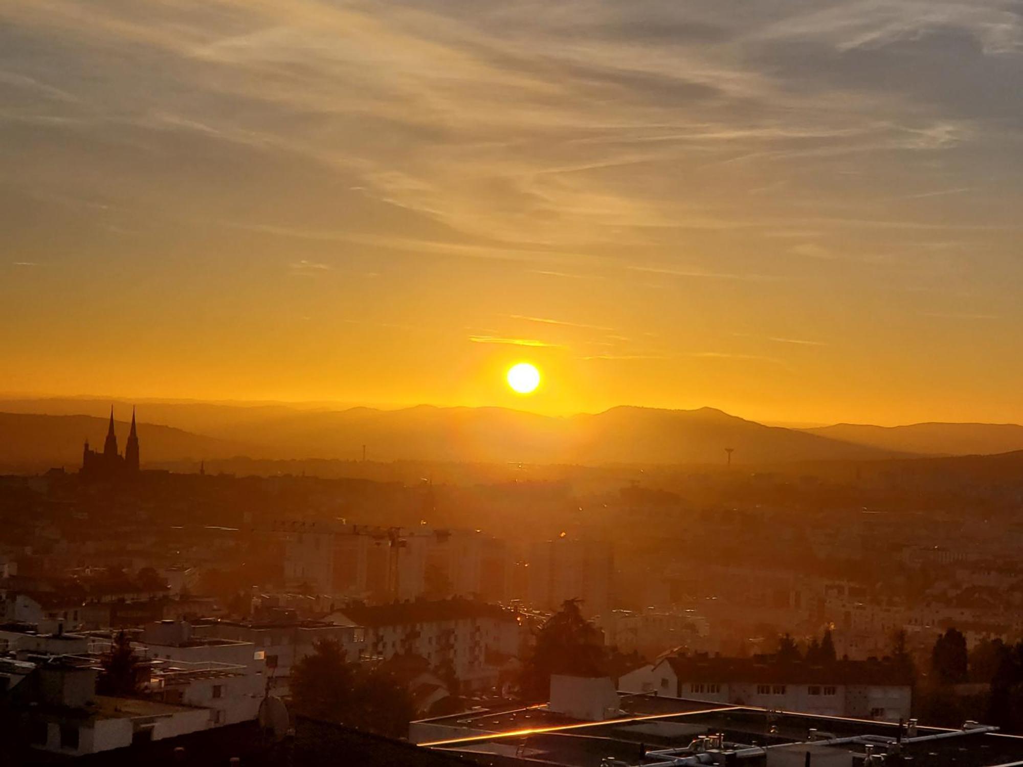 Entre Ville Et Nature - Les Hauts De Clermont Avec Garage Gratuit 외부 사진