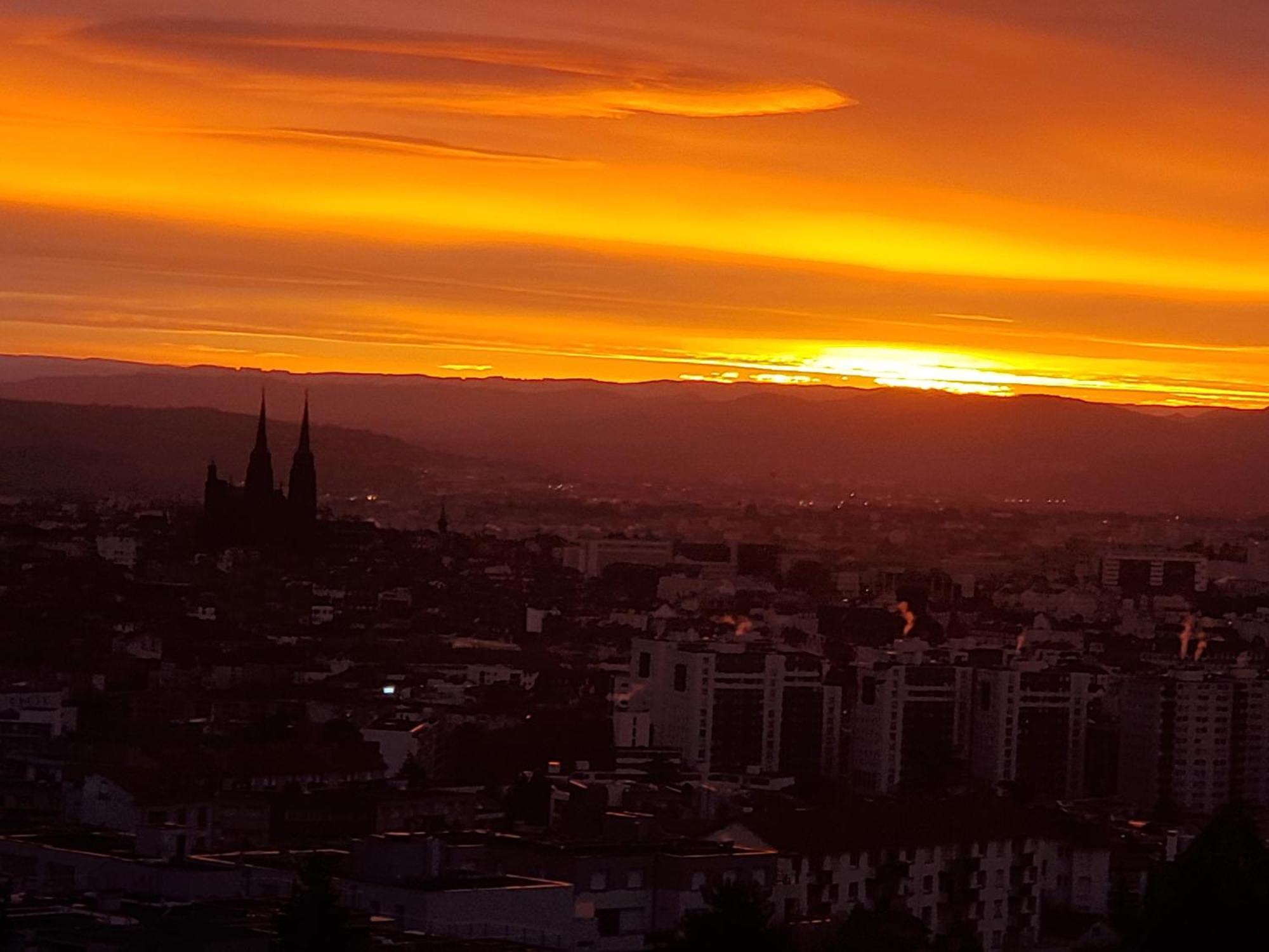 Entre Ville Et Nature - Les Hauts De Clermont Avec Garage Gratuit 외부 사진